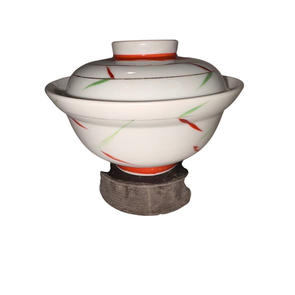 Japanese Porcelain Lidded Soup Bowl Red Green Bamboo Leaf Gold‎ Trim Vintage